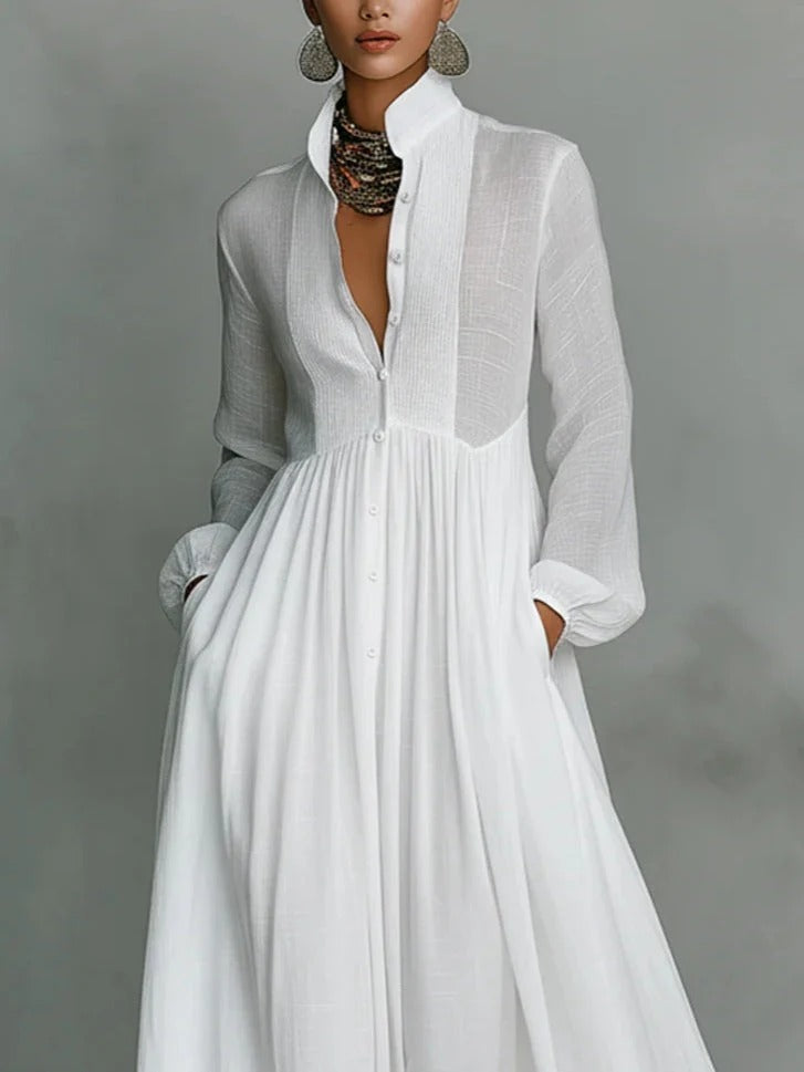 Mireia - Vestido minimalista con cuello alto