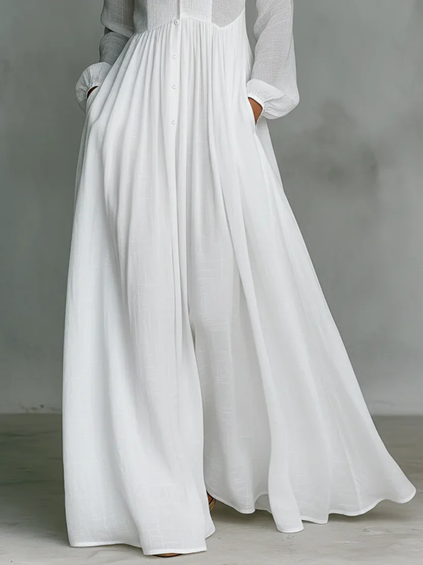 Mireia - Vestido minimalista con cuello alto