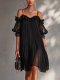 Candelaria - Minivestido de gasa negra con escote Bardot y ribete de encaje