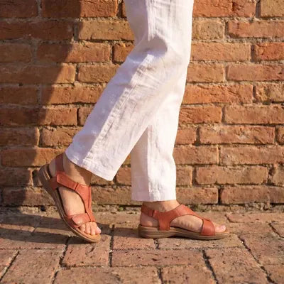 Zahara - Sandalias abiertas de piel con comodidad ortopédica